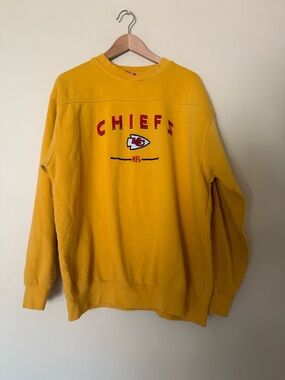 Vintage NFL Kansas City Chiefs Embroidered Crewneck Sweatshirt yellow Sz Large